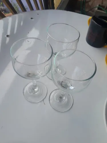 3 tarças para licores