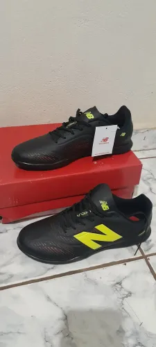 Chuteira futsal New Balance 