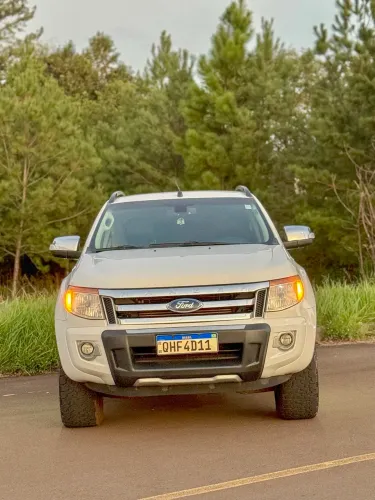 Ford Ranger Limited 3.2 20V 4X4 CD Aut. Dies. 2015