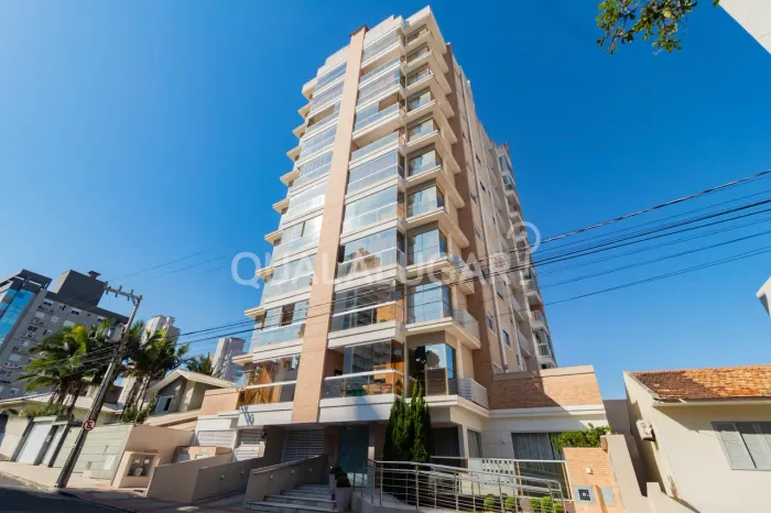 Apartamento para locação no Centro de Tubarão SC