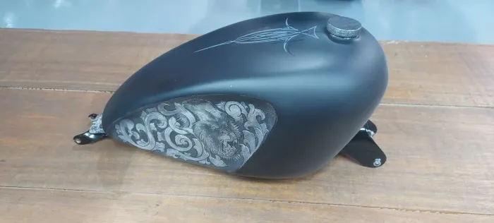 Tanque personalizado para Sportster injetada 
