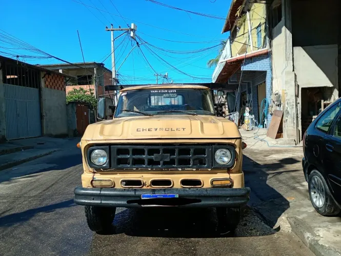 Caminhão Chevrolet D60