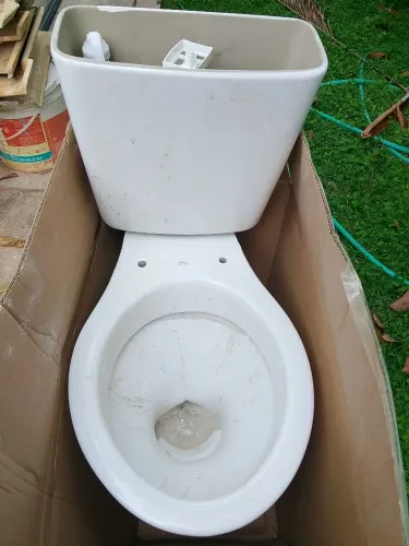 Vaso sanitário com caixa acoplada deca