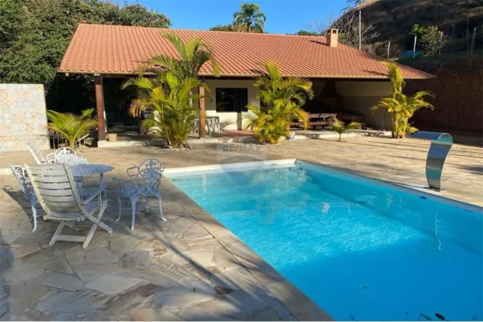 Casa/Chácara em Valença / Rio Preto MG.
