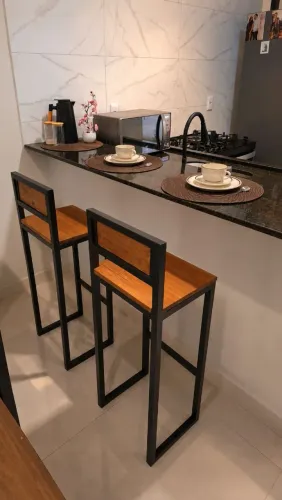 Banqueta Alta Estilo Industrial