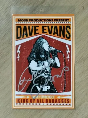 Crachá Autografado Dave Evans AC/DC