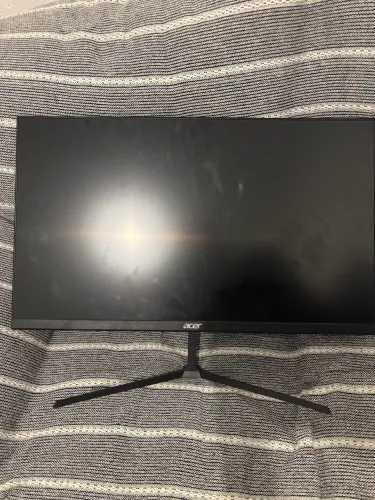 Monitor 24? 180hz acer 
