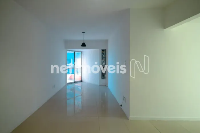 Apartamento em Ondina