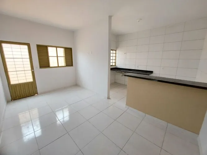 Casa com 2 dormitórios para alugar, 72 m² - Residencial Celina Park - Goiânia/GO
