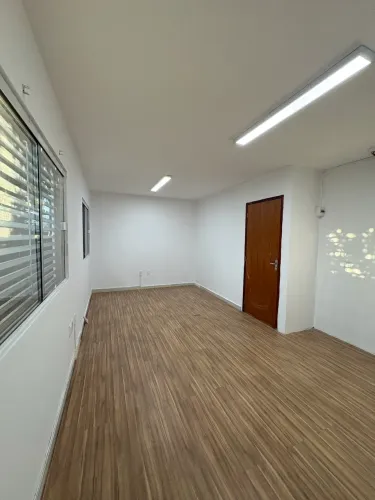 Sala no Empresarial Vencendo em Lagoa Nova 
