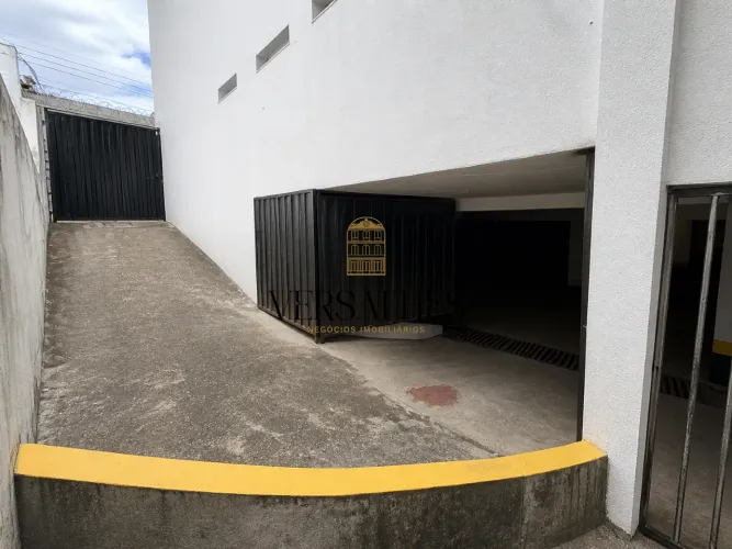 Loja para alugar com 02 banheiros, 18 vagas de garagem, 690 m² - Bairro Palmares