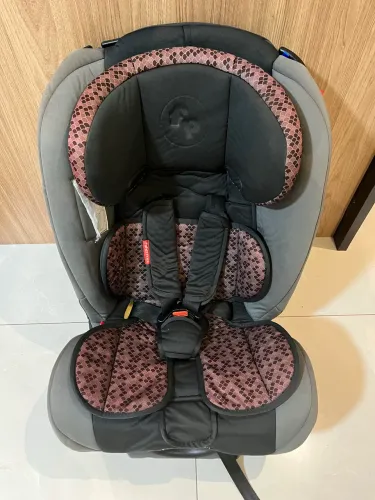 Cadeirinha Fisher-Price 0 a 36kg com Isofix - Ótimo Estado