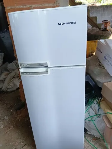 S de geladeira usada em bom estado ideal para sua cozinha