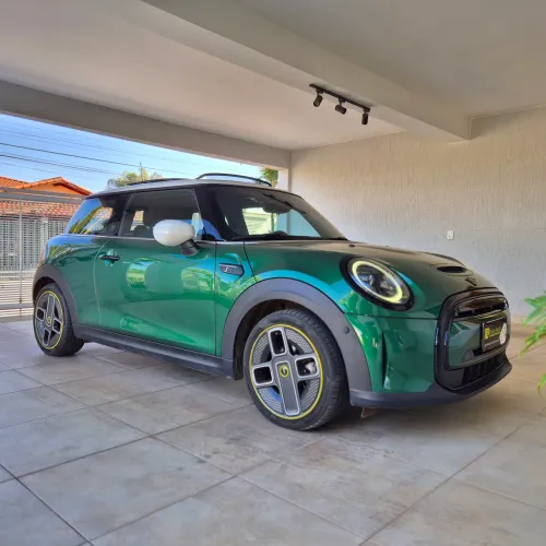 Mini Cooper SE Exclusive 3P (elétrico) 2024