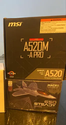 Fonte gamer 80 plus bronze lacrada mais placa msi a520M nova