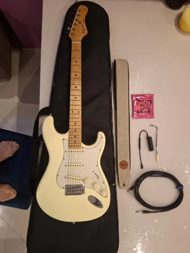 Guitarra Tagima TW530 Leia o Anuncio!