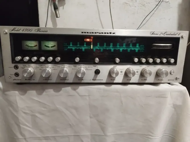 Receiver Marantz 4300