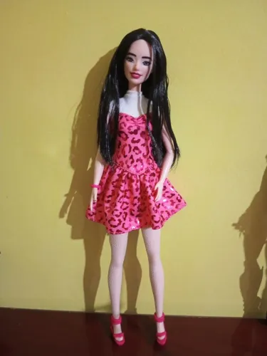 Barbie fashionistas 