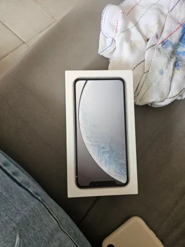 IPHONE XR 128GB