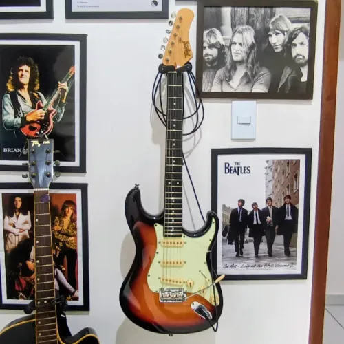 Guitarra Tagima T-635 Classic + Pedal