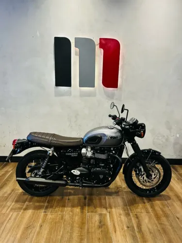 BONNEVILLE T120 BLACK 2025