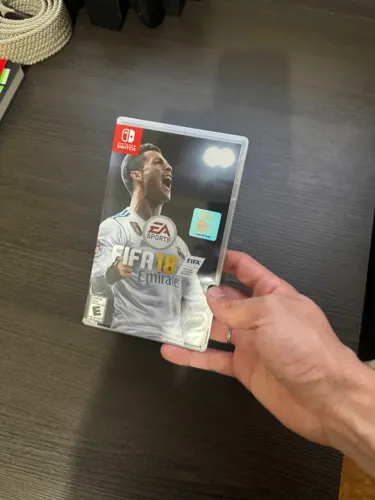 FIFA 18 para Nintendo Switch (Mídia Física)