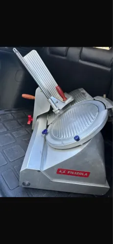 Maquina de Fatiar Frios-Filizola