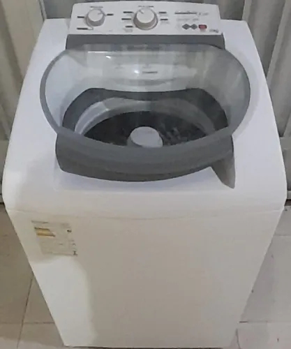 Vendo essa linda máquina de lavar Brastemp digital de 11 kg