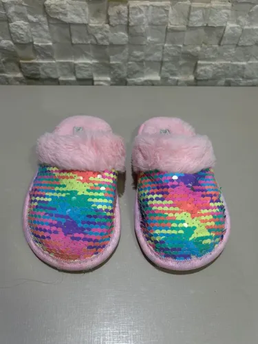Pantufa Palomino (tam 27/28)