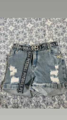 Vendo short da pitbull jeans ORIGINAL (com cinto original + fivela PBJ de strass)