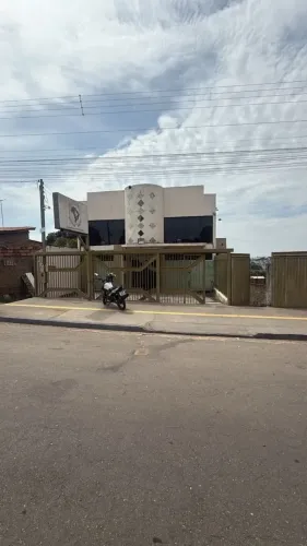 Côrtes Imobiliária Vende: Terreno Amplo com Igreja Pronta para Uso em Aparecida de Goiânia