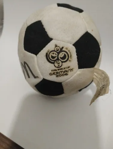 COPA DO MUNDO , GERMANY 2006 ,BOLA PROMOCIONAL DO MC DONALDS
