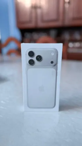iPhone 17 Pro Max 256gb | Silver | Lacrado | 1 Ano de Garantia