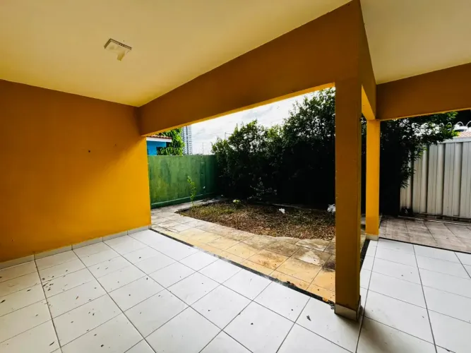 Oferta!! Casa à Venda 300m² De Terreno No Conjunto Ponta Negra Natal/RN