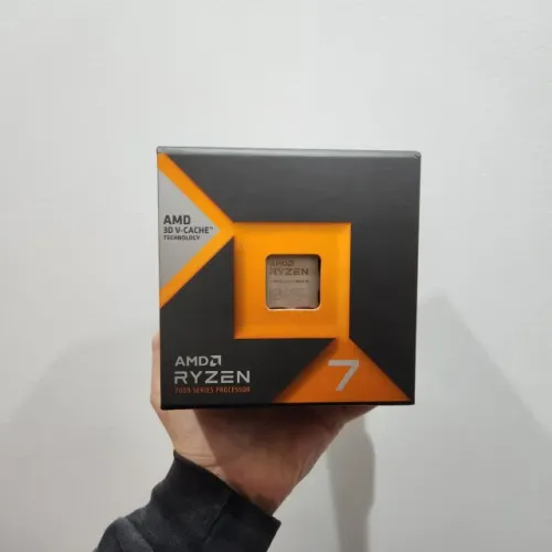 AMD Ryzen 7 7800X3D - NOVO
