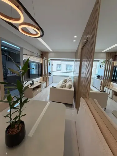 Apartamento a venda na Santa Teresa com 2 quartos e reformado no Residencial Mykonos