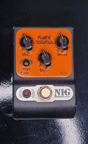 Pedal NIG Power Distortion em bom estado, funcionando perfeitamente.