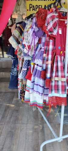 Vestidos quadrilha em estoque temos infantil juvenil e adulto 