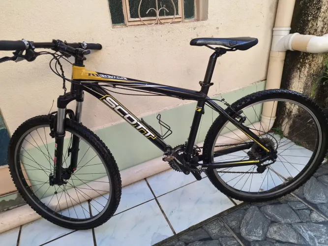 Bicicleta Scott Scale 70 Tam.17 Aro 26