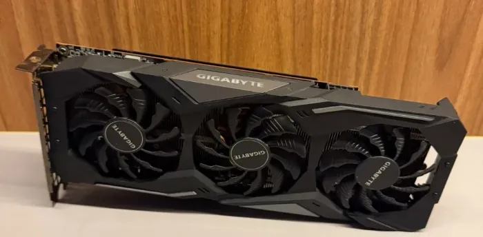 RX 5600 XT 6GB GIGABYTE