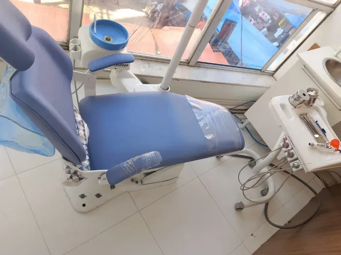 Cadeira odontológica com mocho