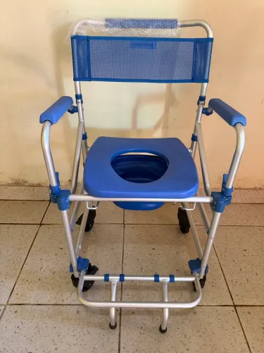 Cadeira higiênica nova, nunca usada