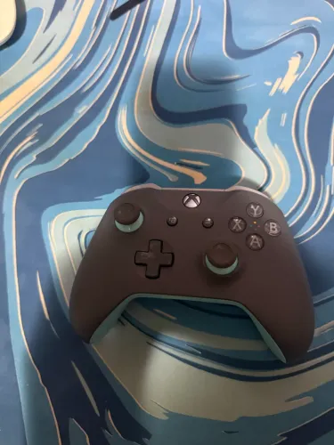 Controle Xbox One / PC Bluetooth - Edição Especial Cinza/Azul (Modelo 1708)