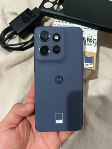 Moto Edge 50 neo ler anúncio