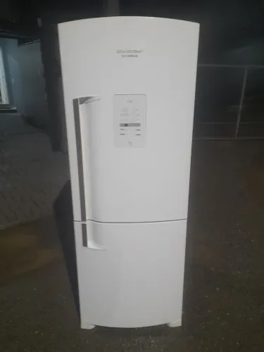Vendo geladeira Brastemp inverce 500 litros