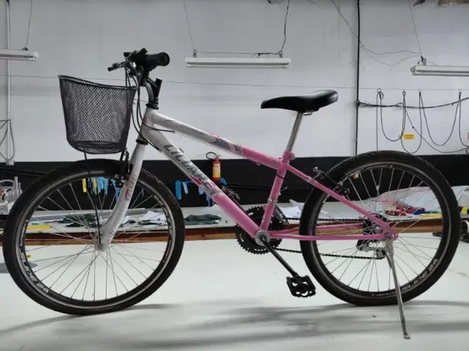 Bicicleta Infantil Ultra Bikes de Aro 24