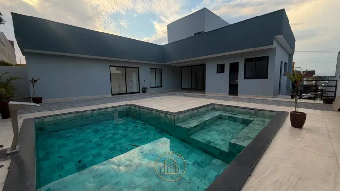 Casa com 4 quartos, sendo 2 suítes no Viverde em Rio das Ostras/RJ