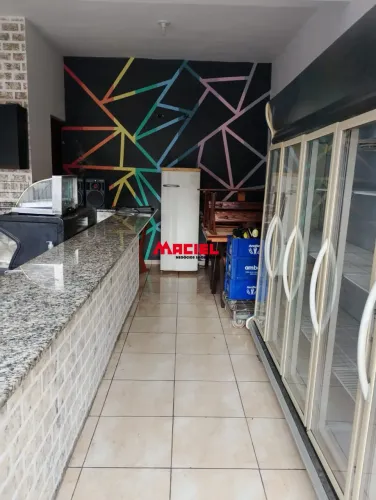 QUER EMPREENDER? AQUI ESTÁ O PONTO QUE VOCÊ PROCURA,COM TODA ESTRUTURA PARA LANCHONETE!