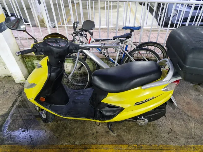 Burgman muito nova