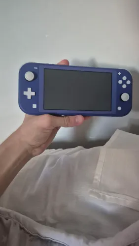 Nintendo Switch Lite, modelo HDH-001